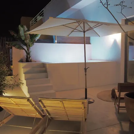 Suites 9 Malaga, Three Unique Suites With Private Plunge Pool Buitenkant foto