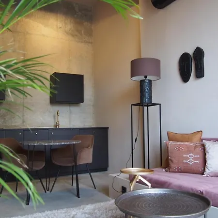 Suites 9 Malaga, Three Unique Suites With Private Plunge Pool Buitenkant foto